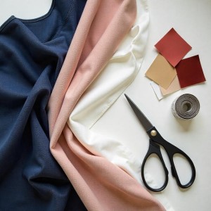 بررسی انواع پارچه برای طراحی لباس